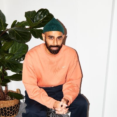 zohebraza's profile picture. MORE ENERGY 
MORE PASSION 
MORE FOOTWORK