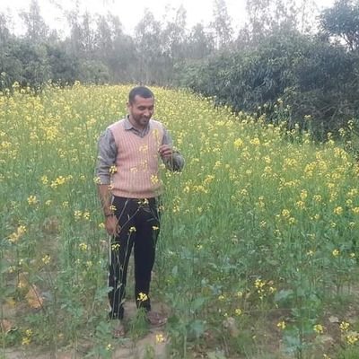 FARMER 🙏🌸🌷🌹⚘🌾🌳
India🇮🇳🚜
Agriculture-Horticulture officer 😎
The path to the country's prosperity passes through the fields and farms of the villages.