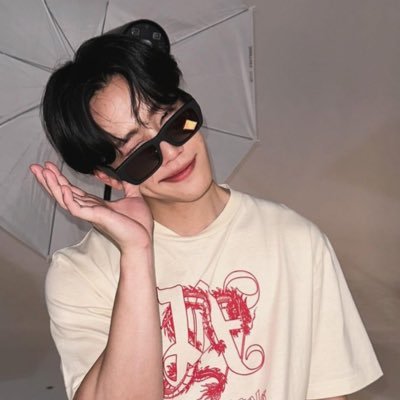 MookYINWAR_ Profile Picture