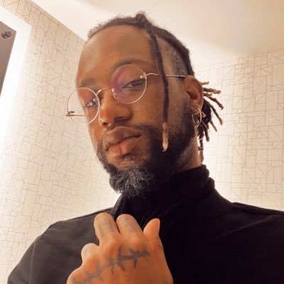 The Holy Moor | Photographer & brand owner in Toronto