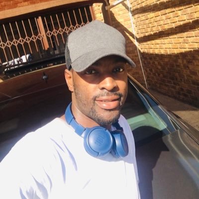 Ehtical Hacker 💻 , Cyber Security Specialist, Manchester United Die Hard Fan, Movie 🍿 Enthusiast, Zimbabwean 🇿🇼🇦🇪🇿🇦🇱🇸