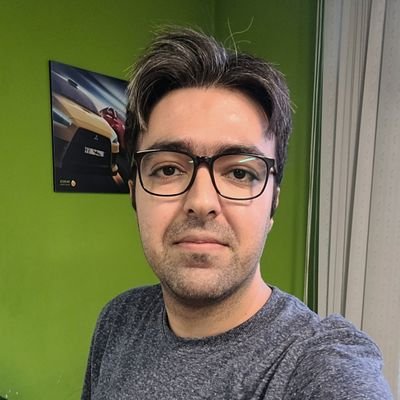 Momad110011's profile picture. a gamer who doesn't have time to play