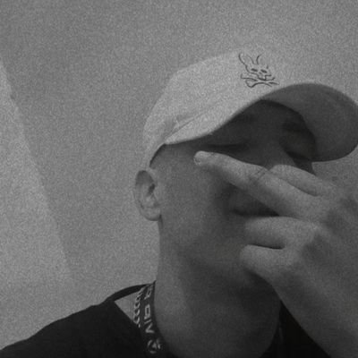 BrayanG222's profile picture. bienvenid@ ✌🏻