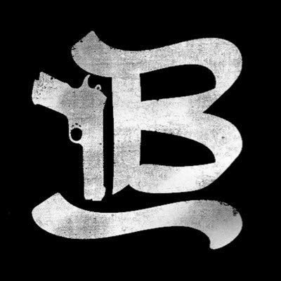 Secondlife photographer 🧍🏾♂️📸. Instagram: bondedby.blood
