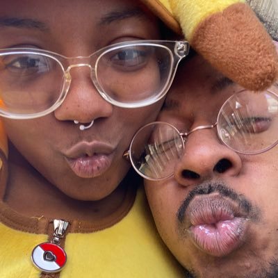 Dorkypeachesxxx's profile picture. Dorky Darien & Peach Fuzz @dorkydarienxxx @peachfuzzdagoat