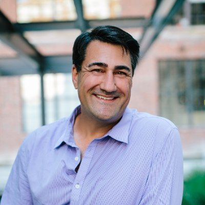 What is THE SKY LOUNGE?
Tales from the Sky Lounge is a podcast where we take you on a journey through the world of business, consulting, and venture investing.