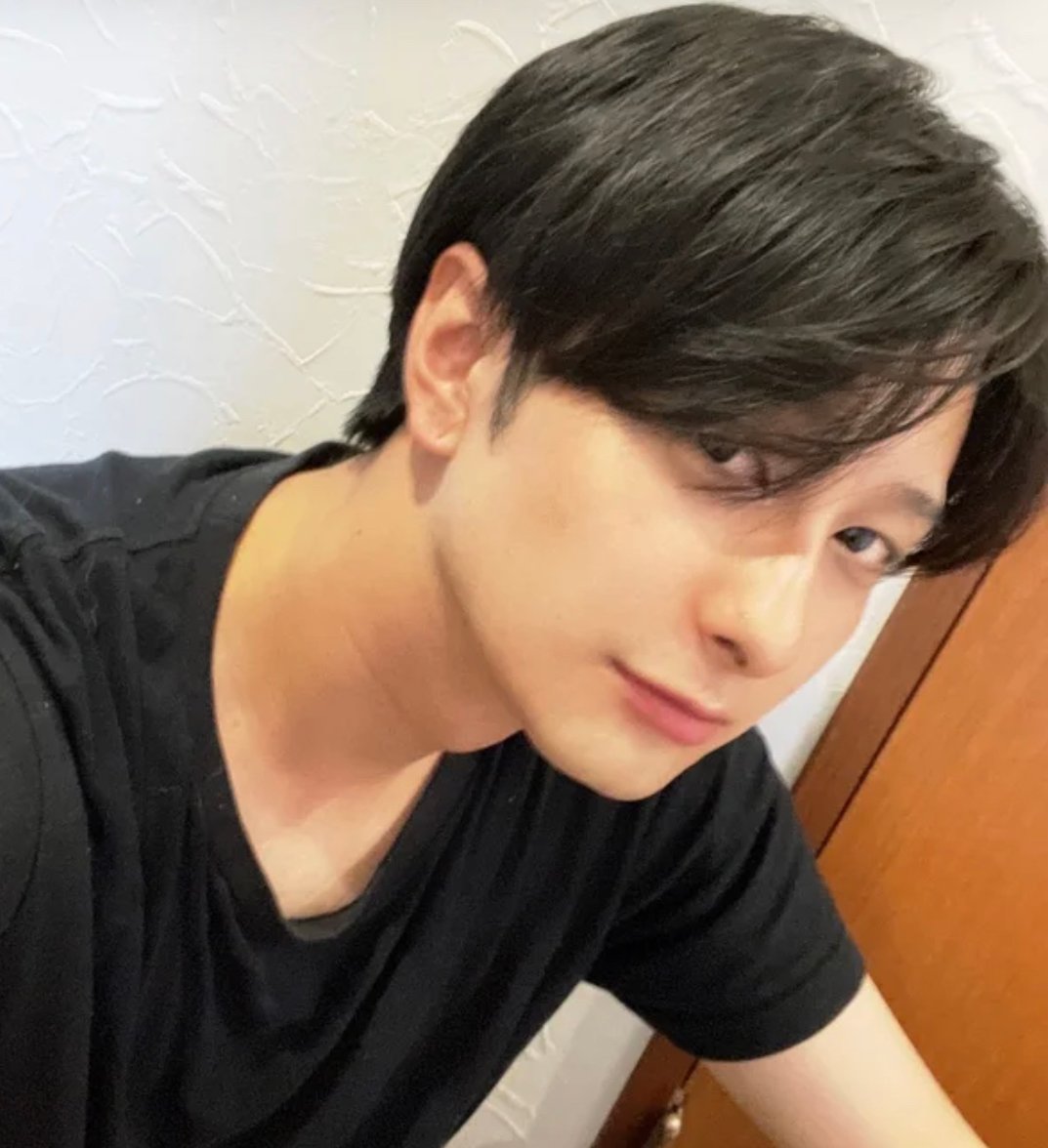 tmdea78158554's profile picture. イベントスタッフ→AIを活用して月90万超えました/34歳/AI大学ほんとにすごい↓