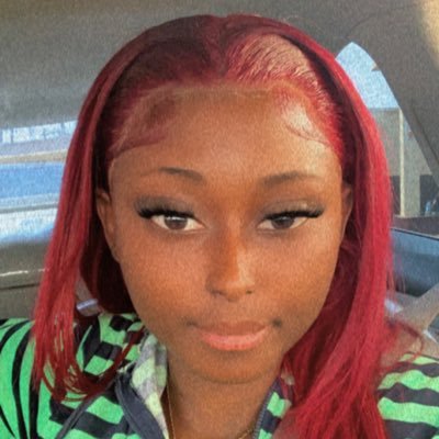 nenye_savage's profile picture. simplicity 📌