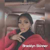 skinerbooklyn's profile picture. sofia.coelhodigitaliconagency 💕🪩
Co-host of ‘Undressed’ podcast 🎙️: