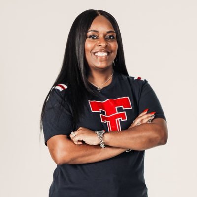 Associate Coach and Recruiting Coordinator at Texas Tech 🙌🏾 Blessed 🔴⚫️ #WreckEm #GunsUp 💗💚iSkeeWee