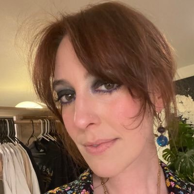 hijinkiez's profile picture. "What a ridiculous clusterfuck of totally uncool jokers." [Exciting jazz music]