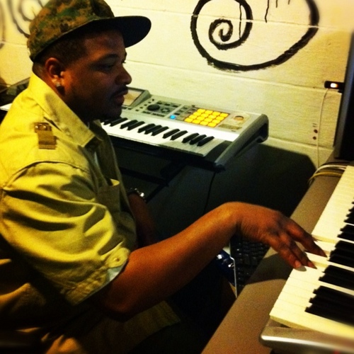 Joe Heis Corner is a music producer/artist who makes soulful,emotional,melodic,moving mood music.Money Machine/Tha Outfit.