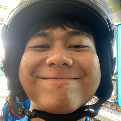 saya pemuda sellfish, iya jual ikan
