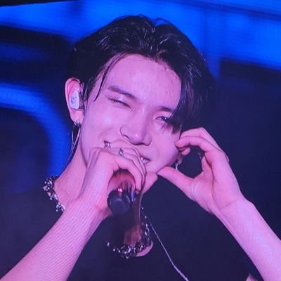 for #ķ¬ģ¹ ā bns and fan acct
