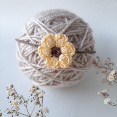 Etsy shop featuring crocheted pet and people items for all ages, shirts and home decor accessories. Wonderful inexpensive gifting ideas!