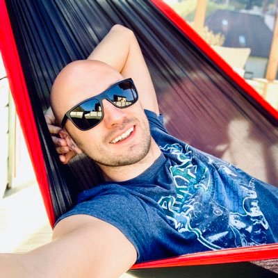 romanovlive's profile picture. Теле-радио ведущий, диктор, звукорежиссер, продюсер, предприниматель! https://t.co/N2Y9XlAu1k