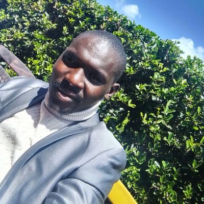 Langat1369968's profile picture. 