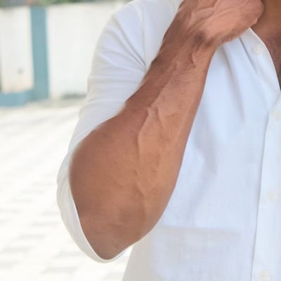 AkhilAn07543948's profile picture. No worries , just chill ! 😜