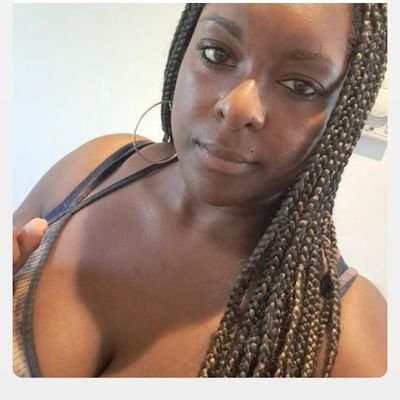 chymonne's profile picture. Marmite, you'll either hate me or love me 💋