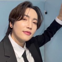 ☕️uzin🦖(@uzin290421) 's Twitter Profile Photo