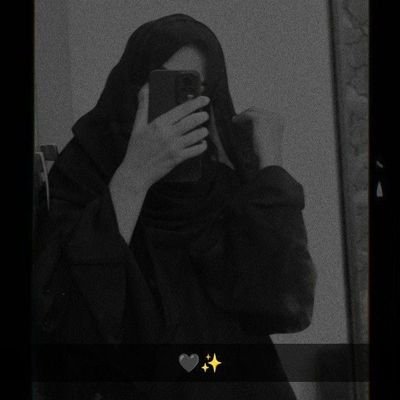 ApkeAmmiKiBahu's profile picture. but abhi living in his sasural