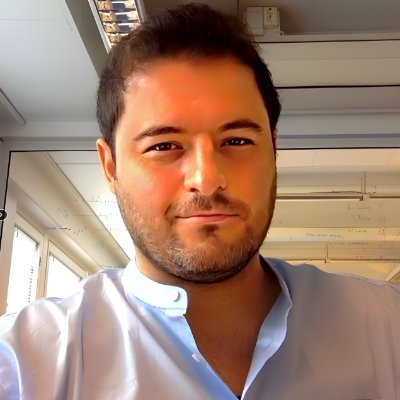 Senior web dev, tech enthusiast, and random writer. Turning coffee into code, and ideas into articles.