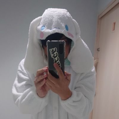 好きな言葉は「源泉掛け流し」(*^∀^))
おいしいもの食べてる時が人生で1番幸せ♡
4年間の武者修行を終えて東京から戻ってきましたヾ(*´∀`)ノ
好き♡温泉/サウナ/サッカー/フットサル/旅行/アイドル/音楽など!