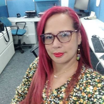 shaitleemartine's profile picture. Activista de DDHH, budista, licda en letras me gusta correr, comer,el café, ir al Ávila y a la playa