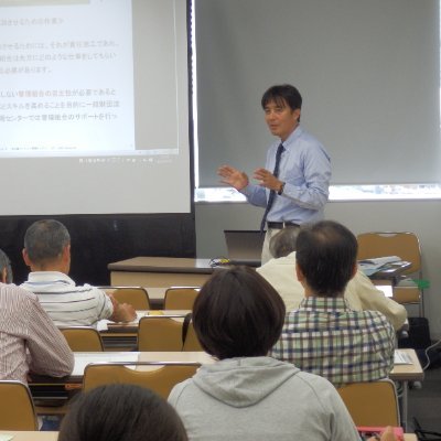 一般財団法人彩の国マンション管理センター代表理事 マンションの管理組合運営、委託契約、大規模修繕工事、長期修繕計画etc マンションに関すること全般のコンサルタントをしてます。 1級建築施工管理技士でマンション管理士で管理業務主任者で宅建士です。#大規模修繕工事 #マンション管理士#マンション管理
