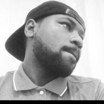 ✝️Believer || Unpublished Author || I tweet •Technology •Startups •Football ||
#Barça💙❤ ~⚽️Messi30StephCurry🏀 🎧SIA&Ed🎶.👤🥂 I'm me, I do me and I chill...