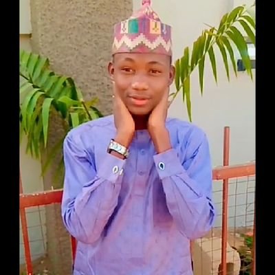 I'm business man
I Proudly Muslim
Hausa fulani and
I love my mom❤️❤️