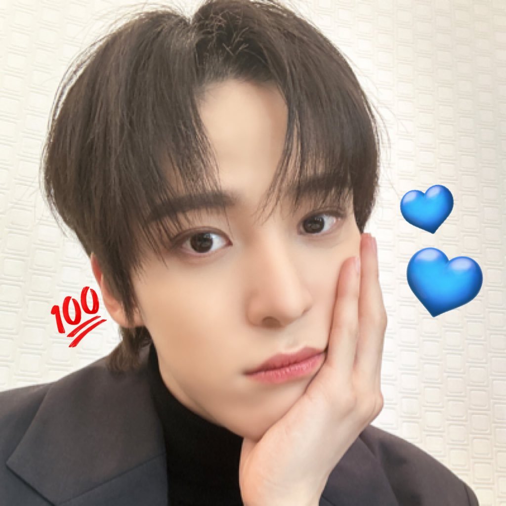 ynhowz's profile picture. 