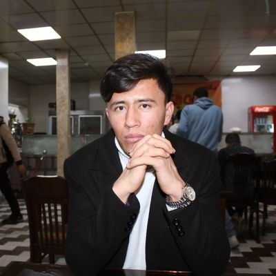 شرقی دوستار هنر ادبیات و فلسفه که
گاهی مینویسم،نوشتن انکار تنهاییست..