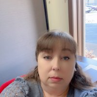 Lolly (@randorelative) 's Twitter Profile