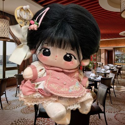 LadyKChannel's profile picture. Grok advised me to focus my posts on a niche, but I just can't focus my attention on one topic. What do you think?