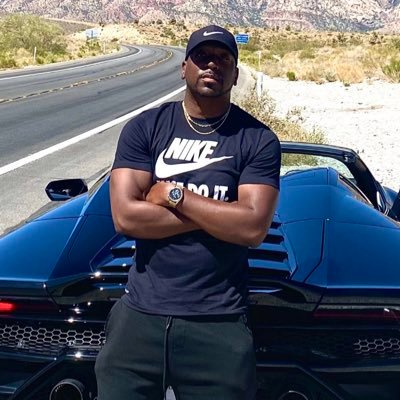 I PROVIDE ALL UPDATED NEWS FROM YOUR FAVORITE SPORTS TEAMS,STREAMERS AND ARTIST. FOR PROMO PLEASE DM ME.