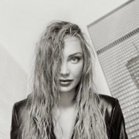 Elena (@misselen___) 's Twitter Profile