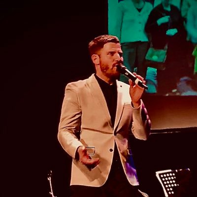 Dad, singer, entertainer, trumpet/flugel (solo/@kbrasstards), IG garethjohnmusic. Producer of Story of Swing. Stream my latest album ‘Live At The Deco’ below👇