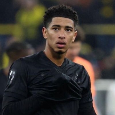 esdoen3's profile picture. 