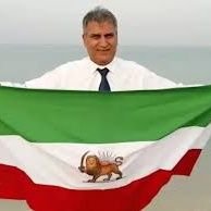چو ایران نباشد تن من مباد👑 
پرچم ملی شیر و خورشید 🦁☀️
پادشاهی مشروطه👑