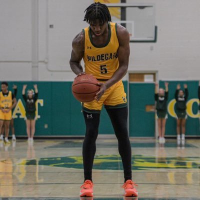 Wilde Lake HS 6’2 Point Guard Instagram : thamalachi4