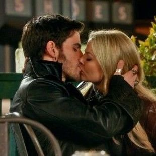 Captain swan fan and once upon a time is still my favourite show