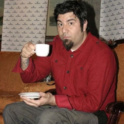 Deftones y wrestling. Straight edge. Pincharrata como buen platense