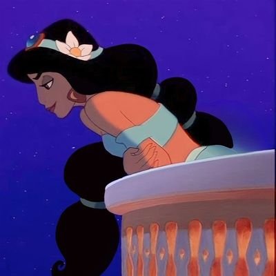 uwith_gabs's profile picture. apenas uma garota tentando passar no enem ♡
intp