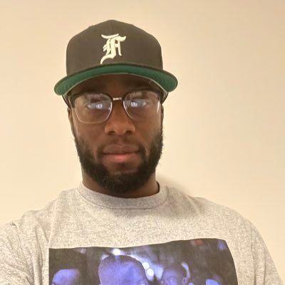 mray314's profile picture. ♑️