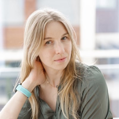 Инженер-физик по образованию, руководитель проектов по работе, блондинка по жизни, раздолбай по призванию