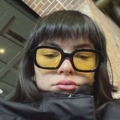 MandyS0ares's profile picture. cinéfula pae 💅🏻 20y 🎭 Filmmaker 📹 Artes Cênicas 3/4. Comento sobre cinema e música, me sigao ae ✨ She/Him 🤣 amostradinha bora bill