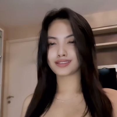 vinanurahma7's profile picture. 