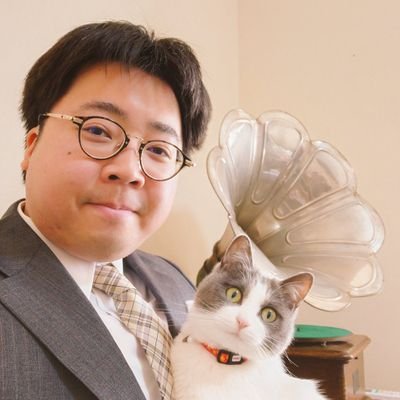 古道具蒐集家・発動機愛好家
昔のガラクタとか集めたり壊れた機械を修理したり、動画とか作ってます。
👇YouTube見てね!