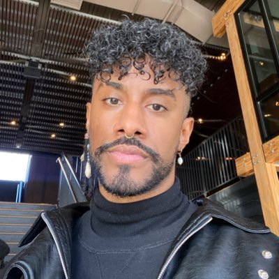 ramsesprashad's profile picture. always becoming & un-becoming 🌿